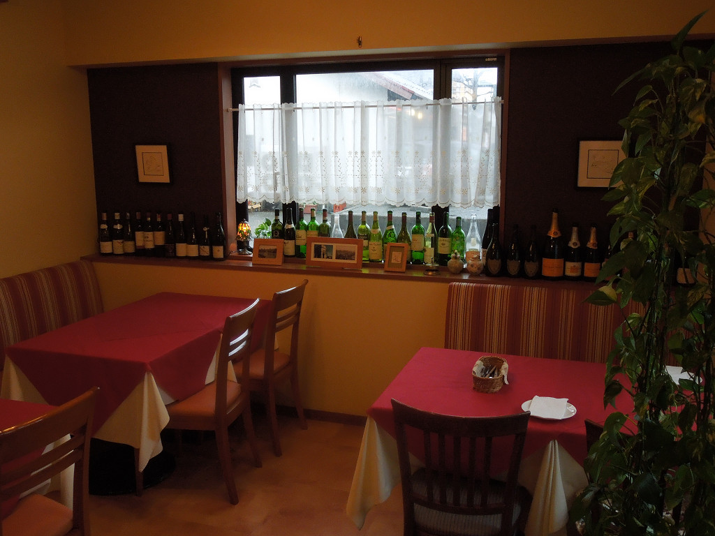 http://www.bistro-vinverre.com/info/medias/uploads/resize0173.jpg